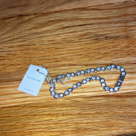 ♻️Nic and Syd Bracelet - Picture 1 of 7